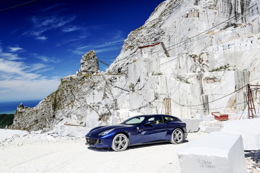  Ferrari GTC4Lusso 2016 года  (WW) (фото 26 из 58)